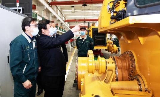 譚旭光赴山東濟(jì)寧地區(qū)企業(yè)開(kāi)展市場(chǎng)調(diào)研